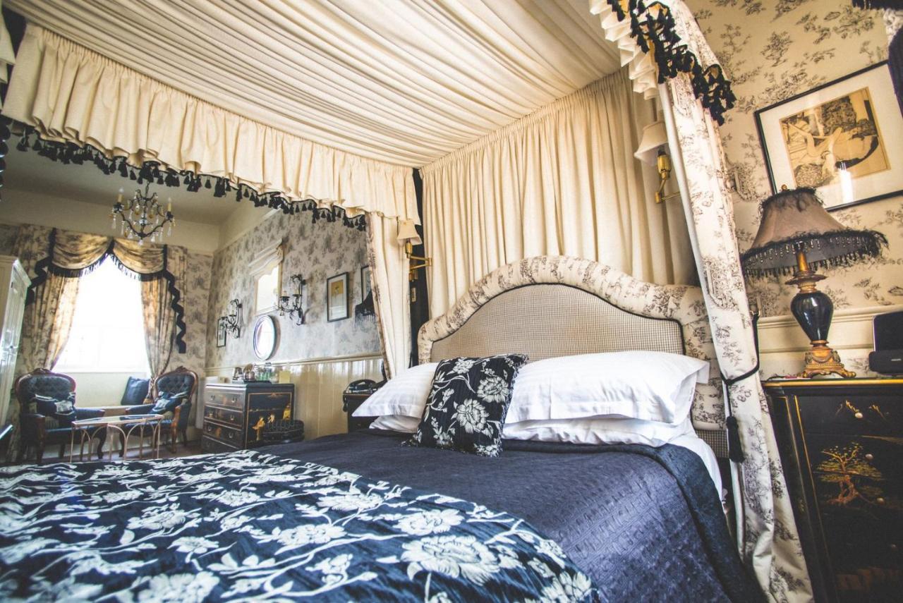Bed and Breakfast Jeakes House Rye Exterior foto The bedroom of the hotel
